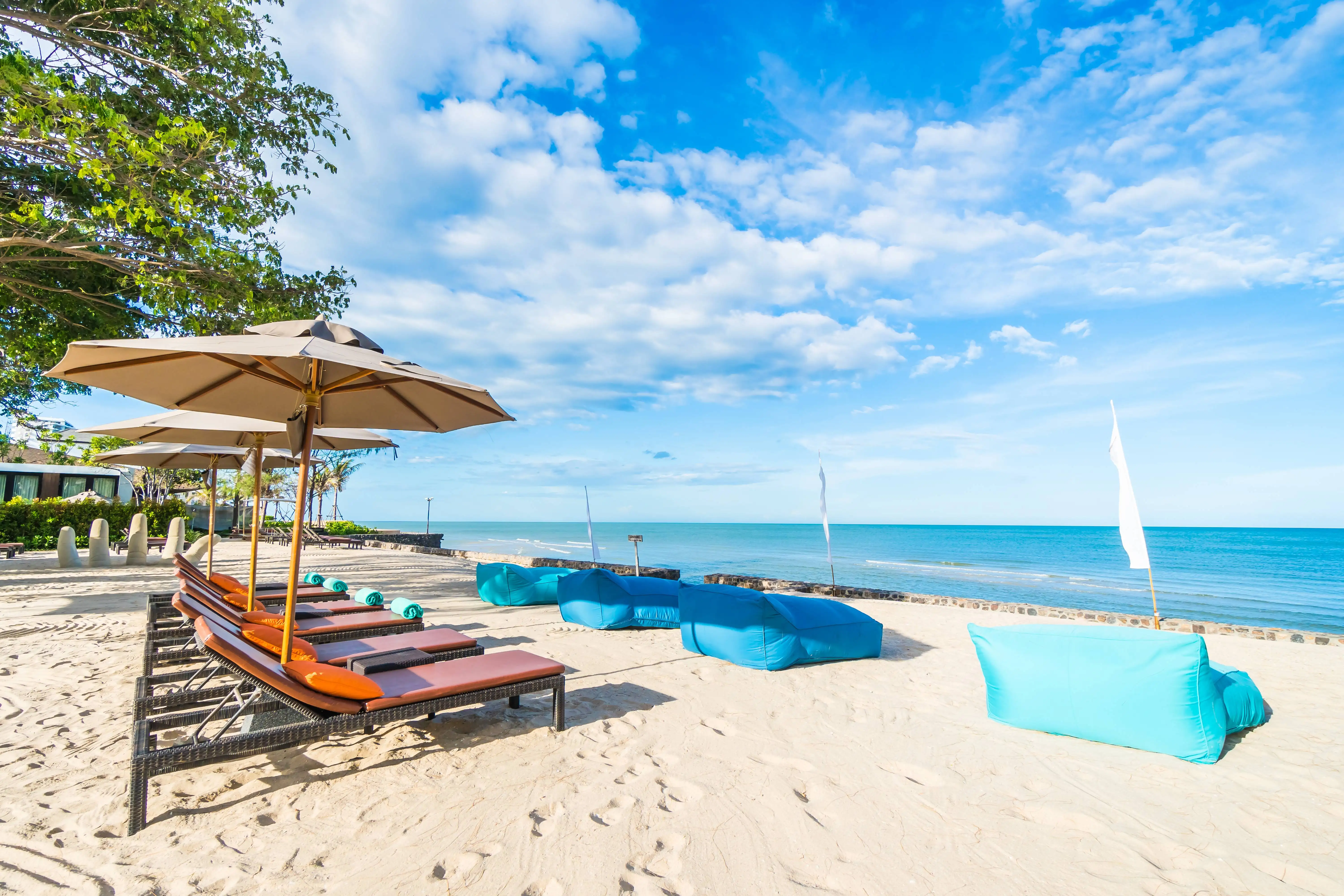 Welcome to Sheraton Outrigger Waikiki Beach Resort – Iconic Surf Culture in Honolulu