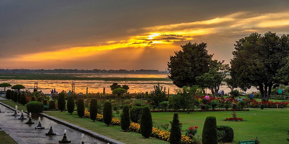 Nishat Bagh and Shalimar Bagh | kashmir