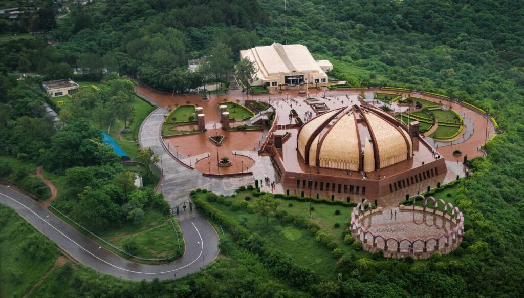 Pakistan Monument Museum