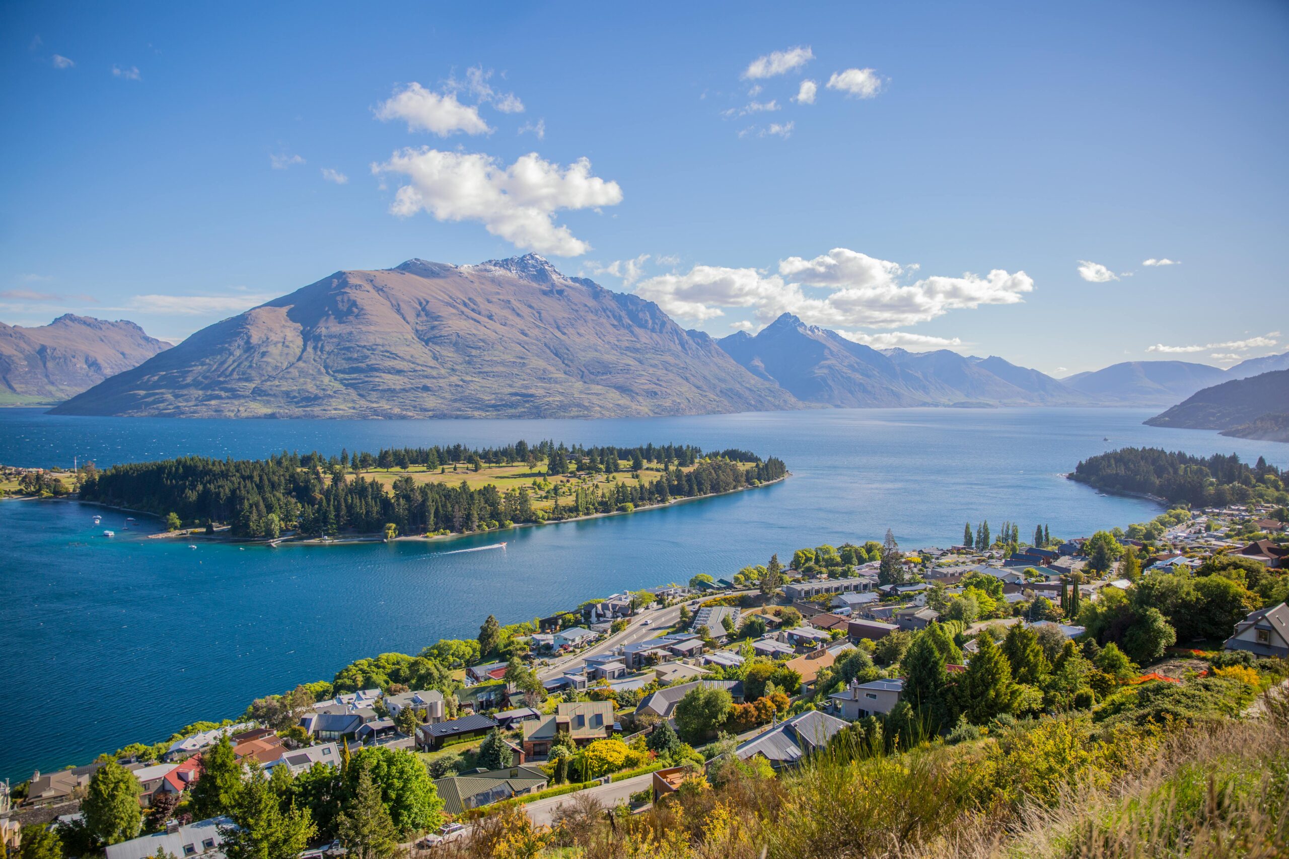 Queenstown New Zealand: The Ultimate Guide to Adventure and Serenity